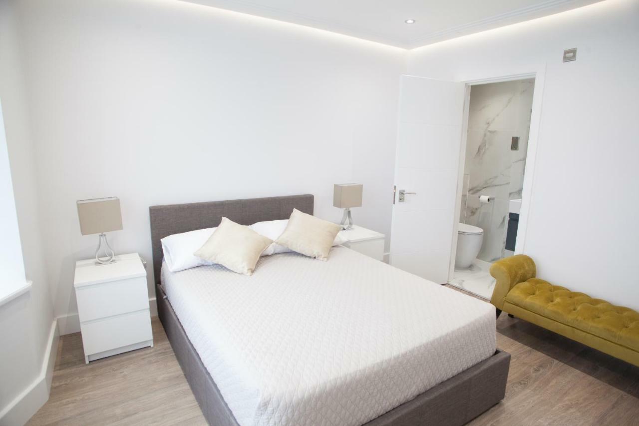 Goldbeaters House Hotel Edgware Екстериор снимка