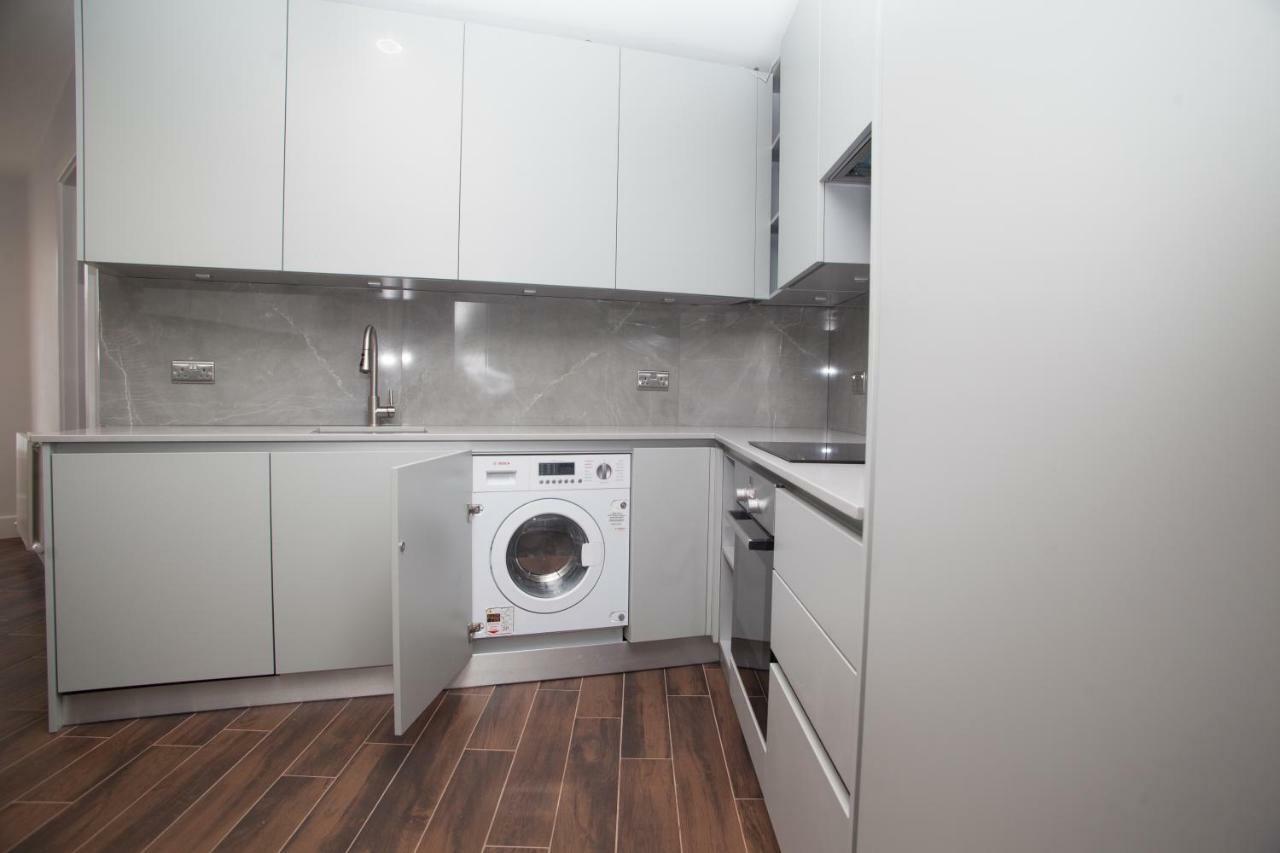Goldbeaters House Hotel Edgware Екстериор снимка