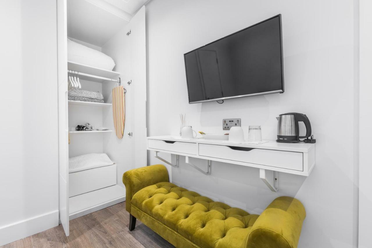 Goldbeaters House Hotel Edgware Екстериор снимка